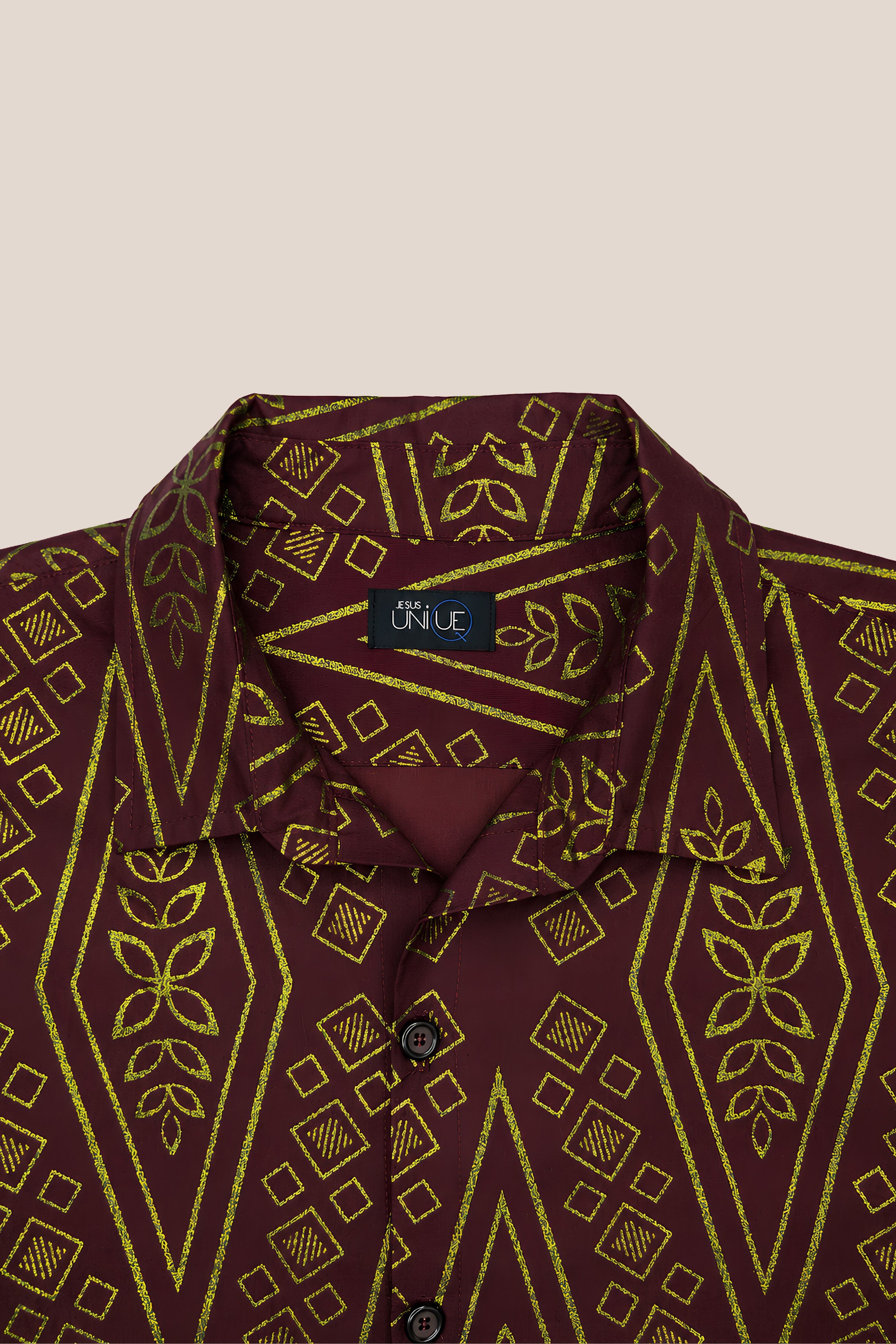 Chemise manches courtes boutonnée imprimé bordeaux et or col
