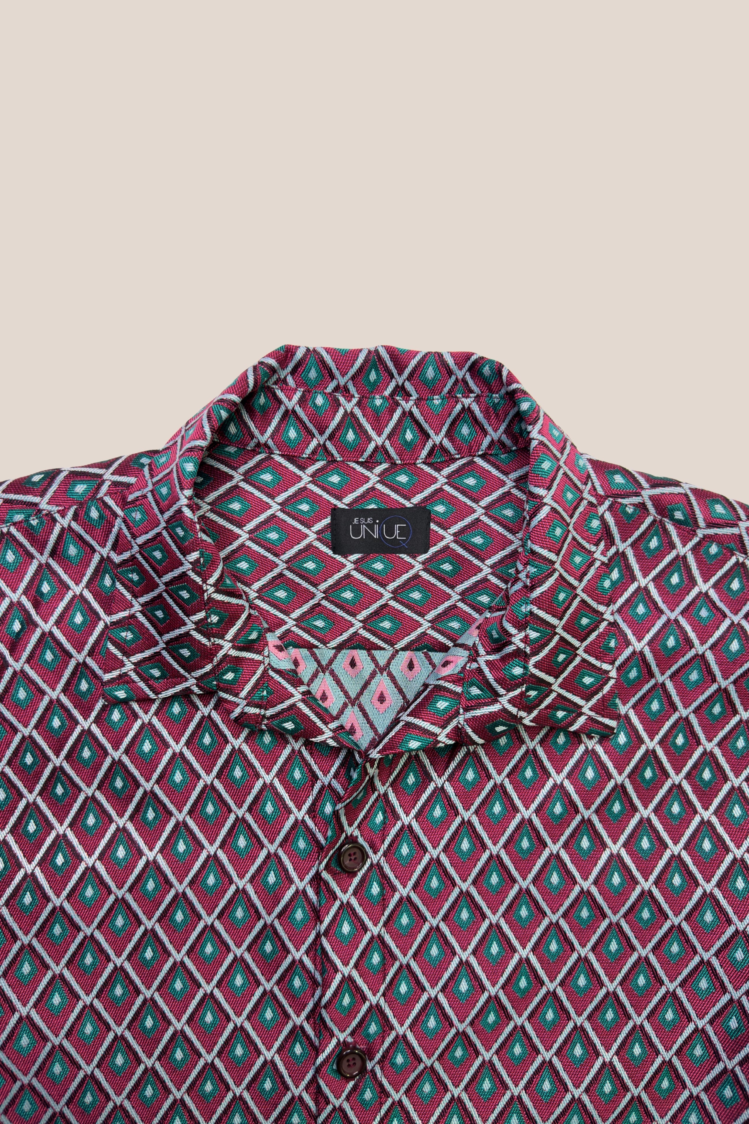 Chemise manches courtes jacquard bordeaux vert- détail col