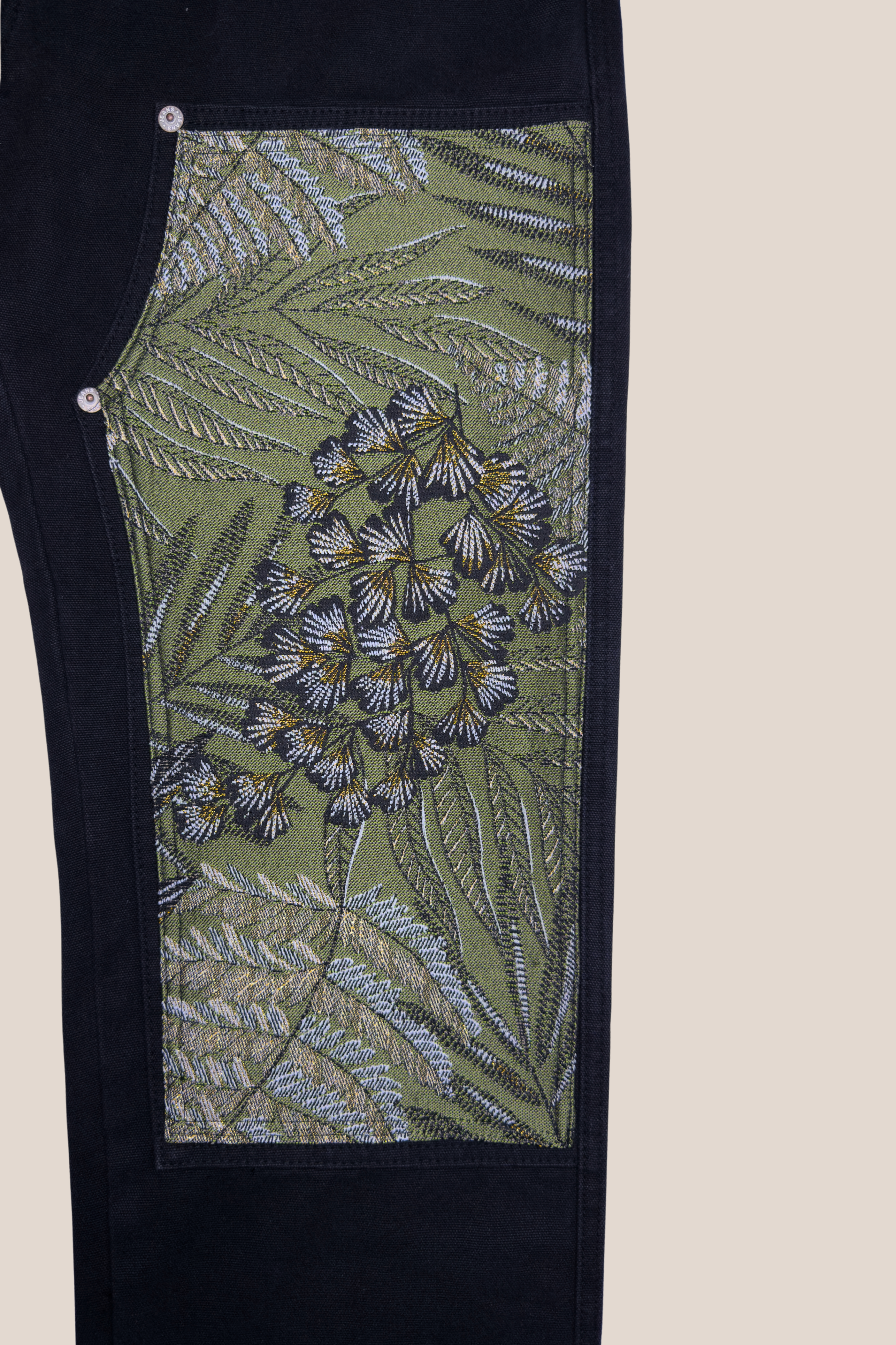 Pantalon Cargo Noir — Empiècement Kaki Floral